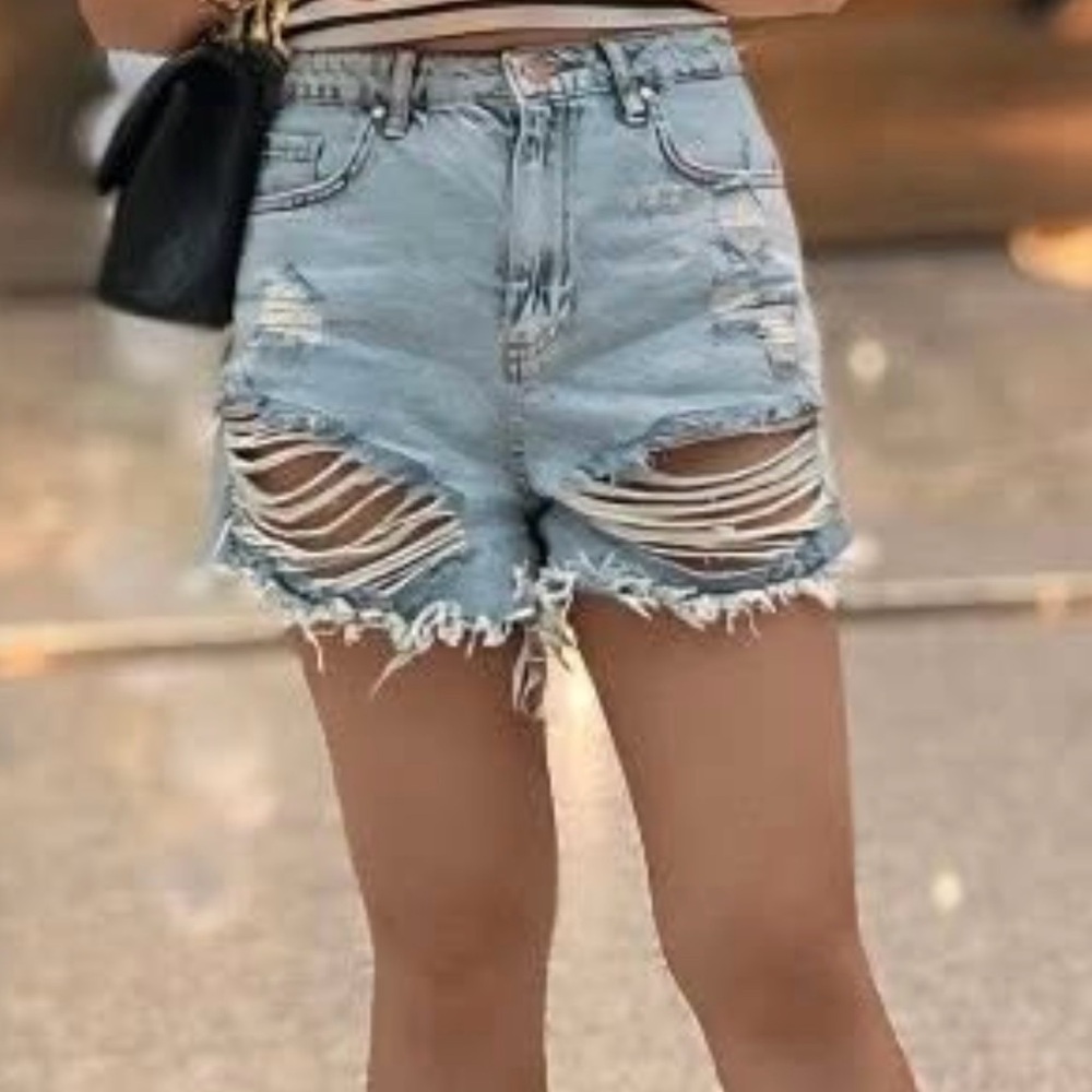 ☀️Distressed Denim Women Shorts☀️
